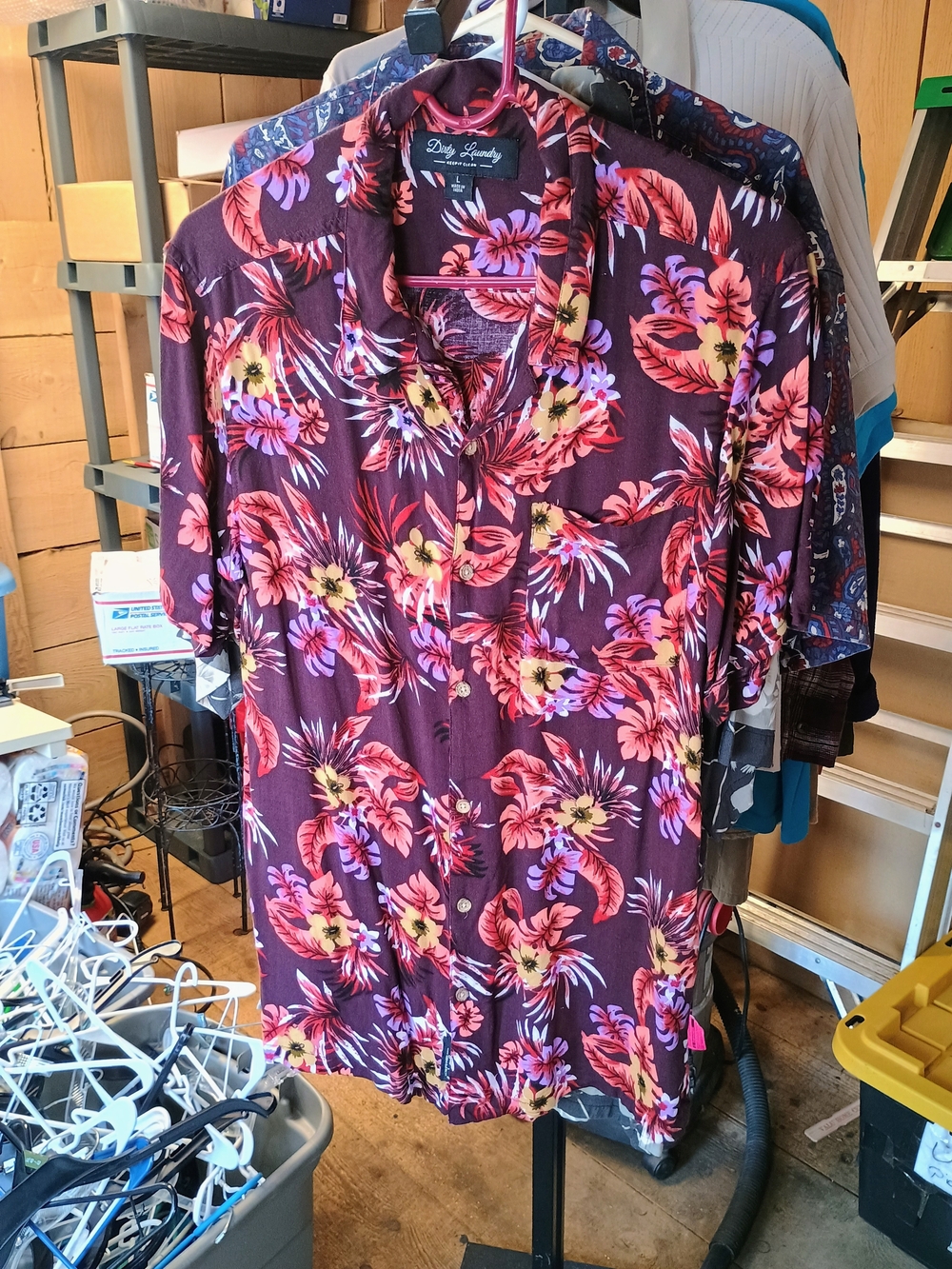 Dirty Laundry Men's Floral Button-Down Shirt in Purple, Pink, Yellow Bin 28